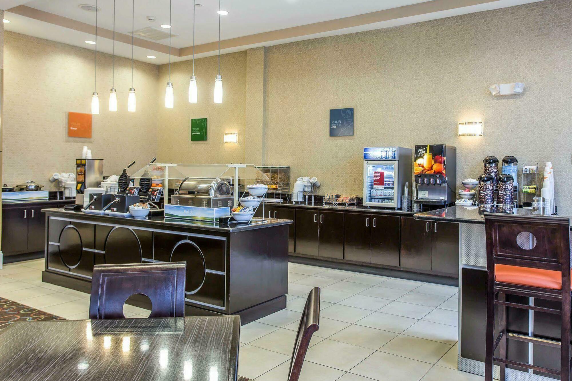 Comfort Suites Florence I-95 Екстер'єр фото